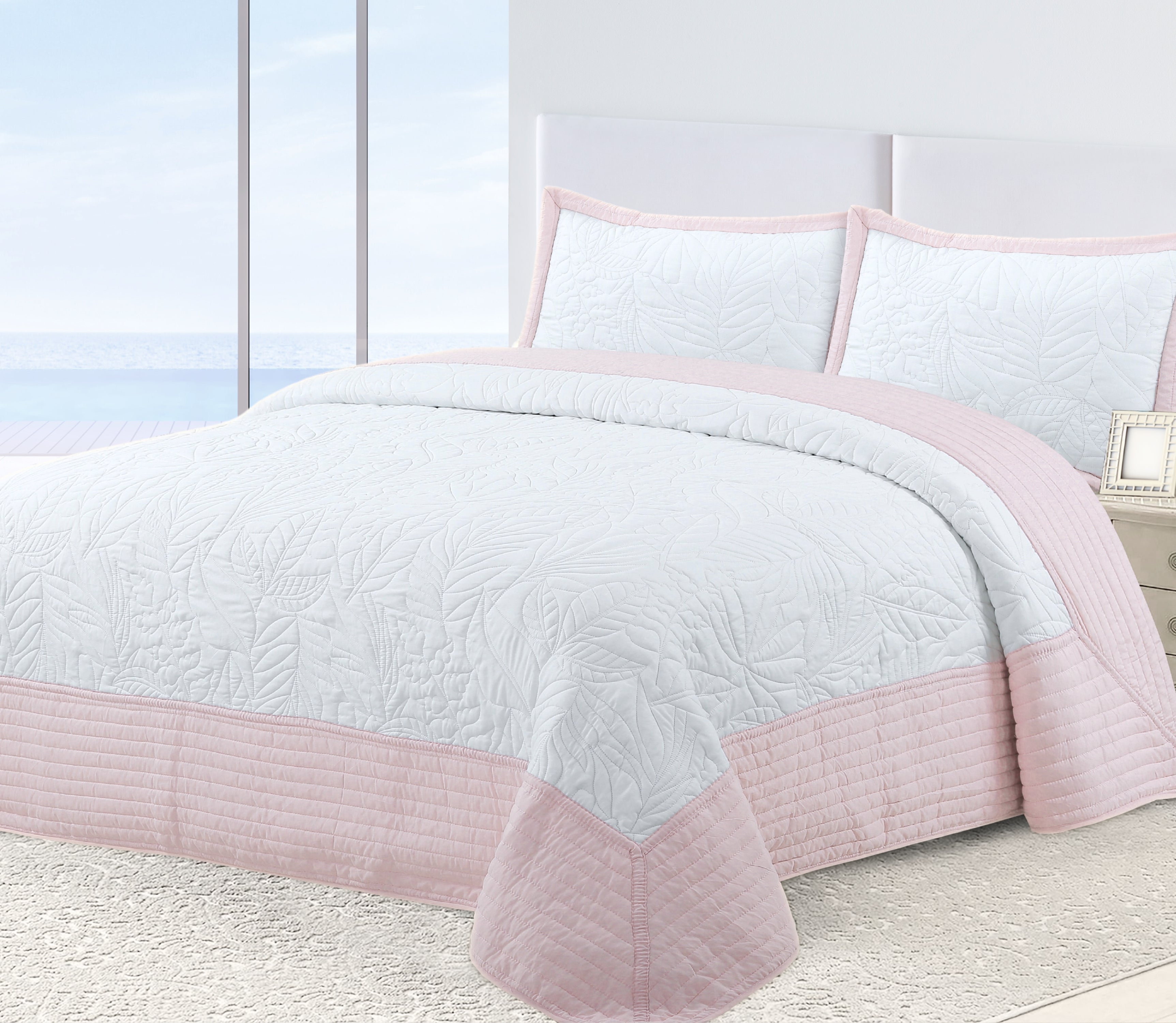 Embroidered Bedspread Seal Pink