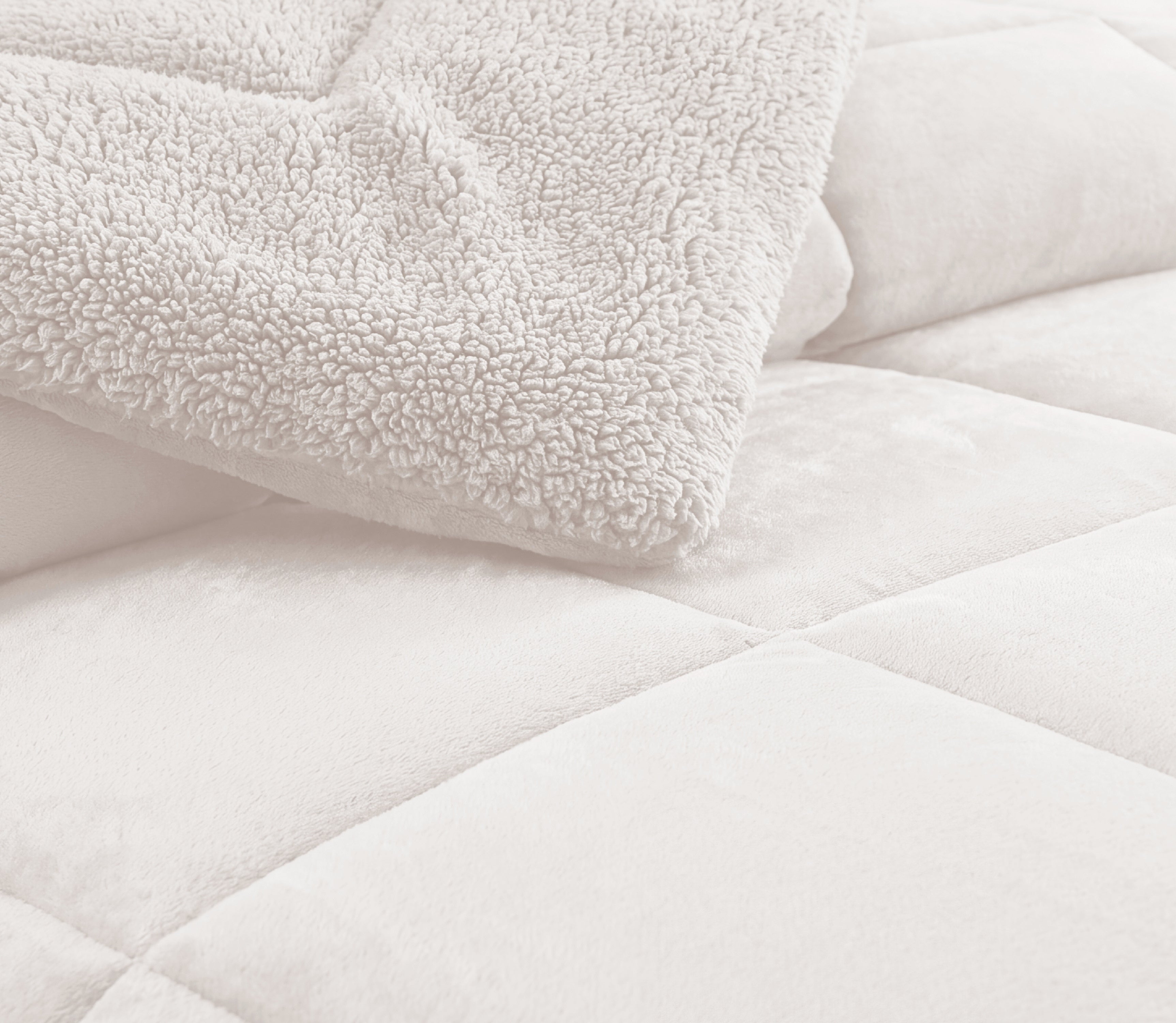 Couvre-lit Sherpa Nirna Perle