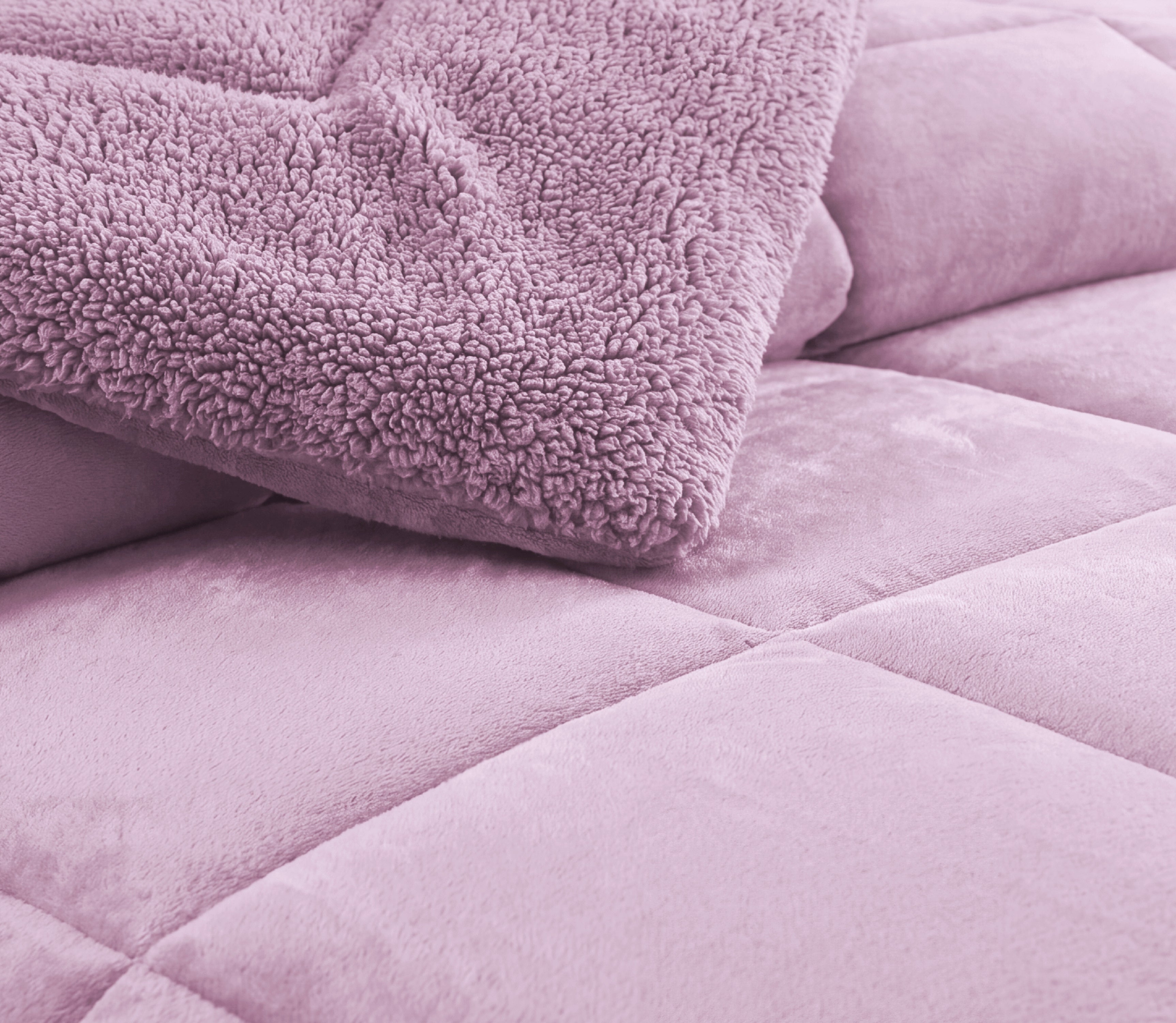 Sherpa-Bettdecke Nirna Violett