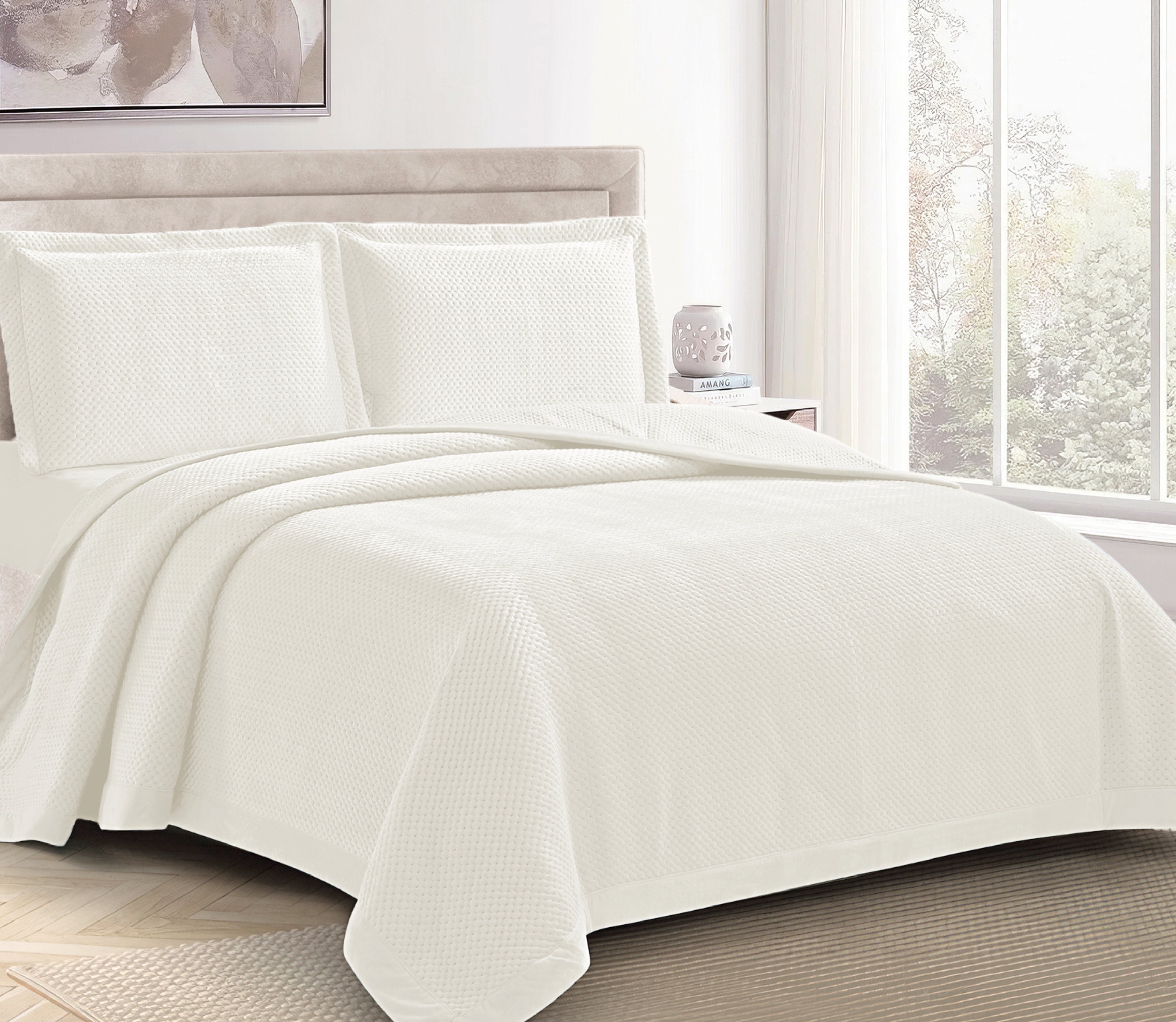 Velvet Bedspread Velen Pearl