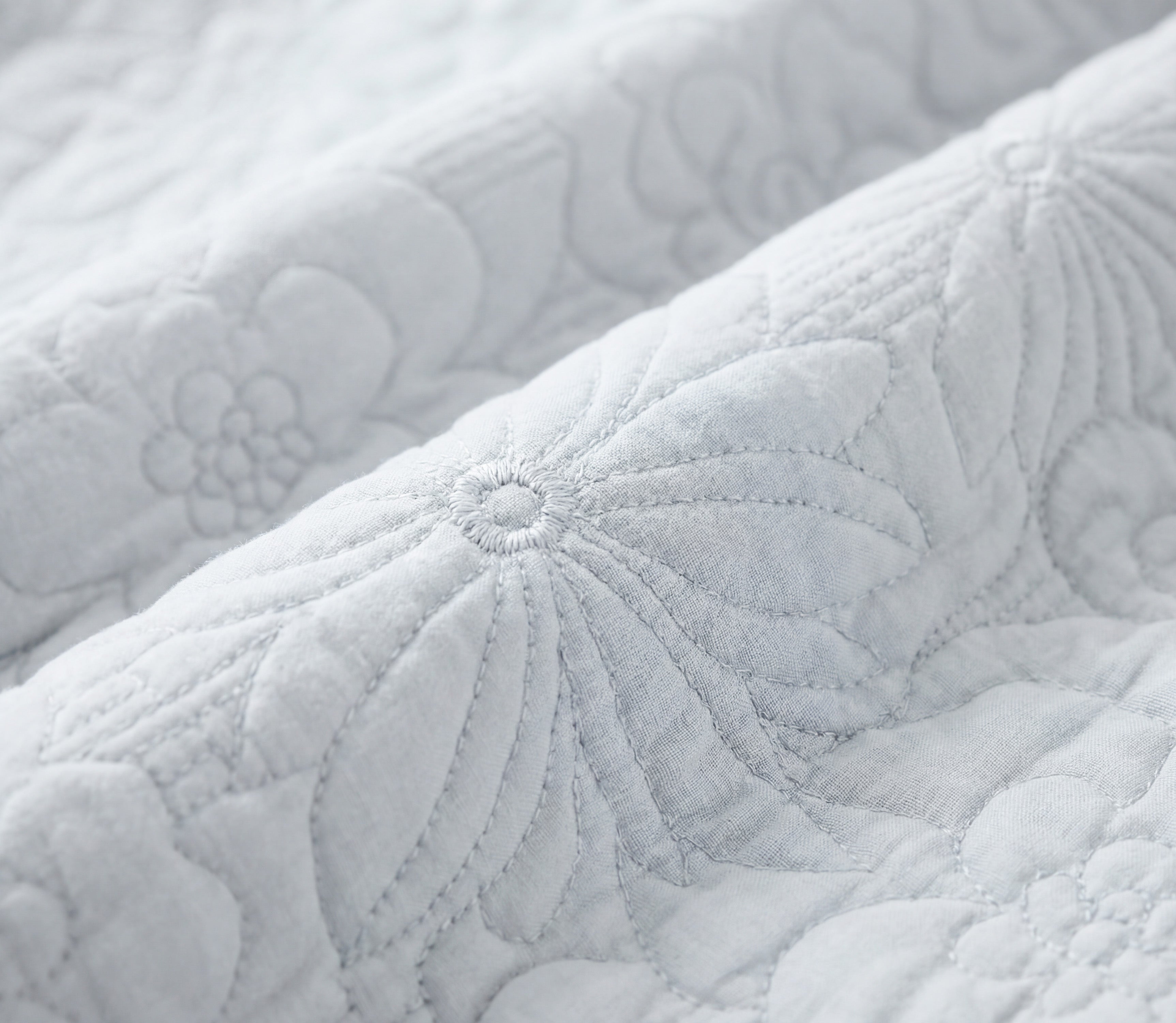 Couvre-lit Brodé Davi Gris